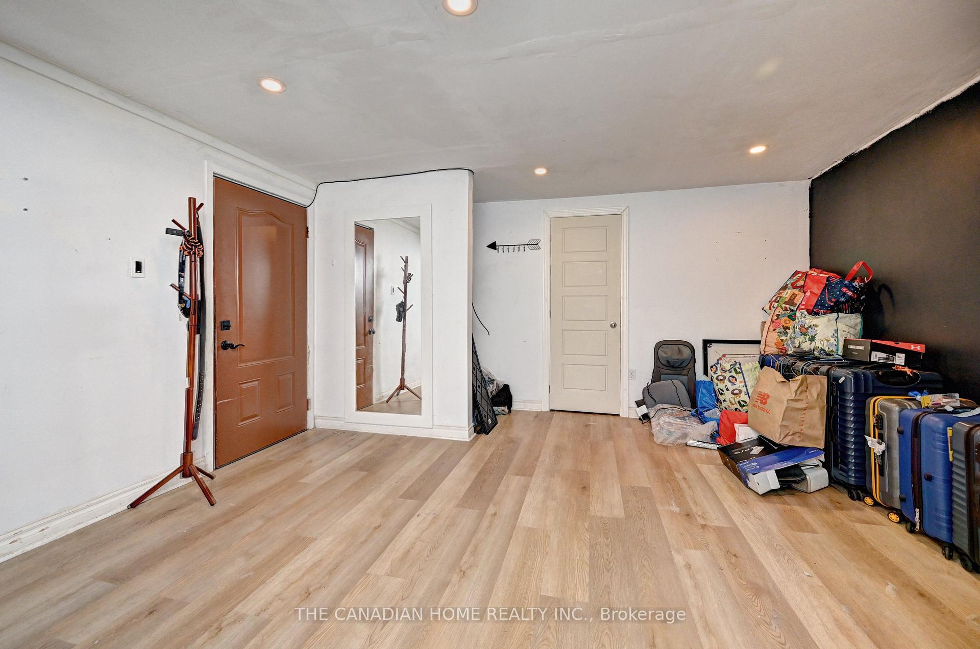 Photo 31 of 489 Strasburg Road, Kitchener, Alpine — HOMEH