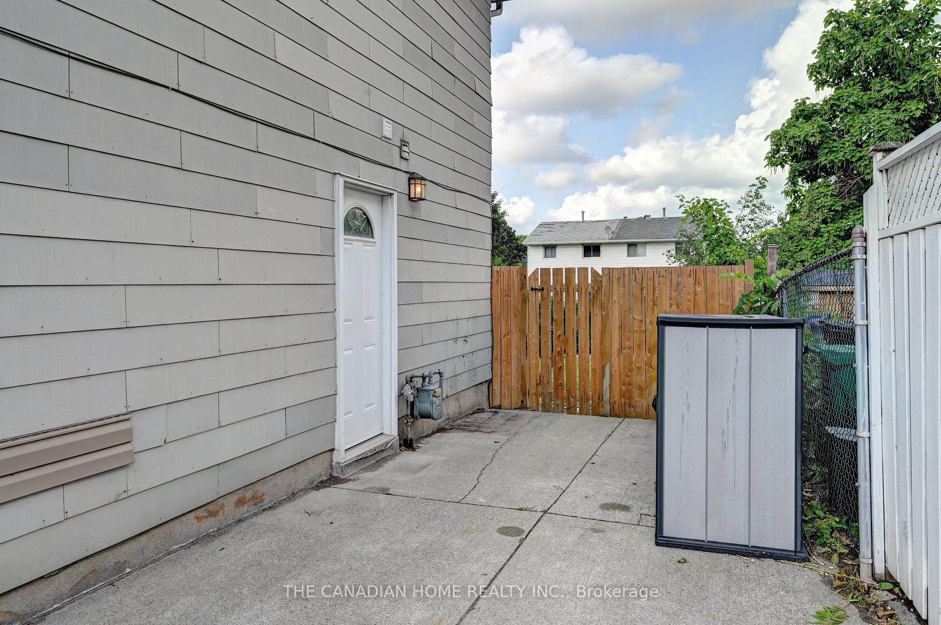 Photo 35 of 489 Strasburg Road, Kitchener, Alpine — HOMEH