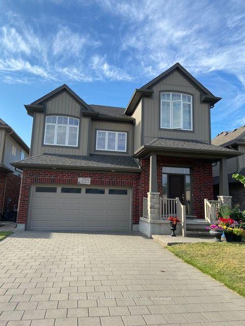 Front of 1531 Horseshoe Crescent