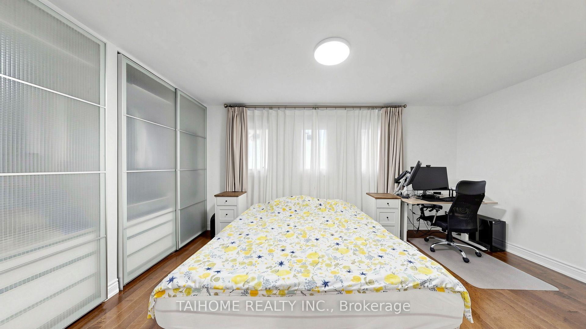 Photo 20 of 43 Karen Street, Vaughan, Crestwood-Springfarm-Yorkhill — HOMEH