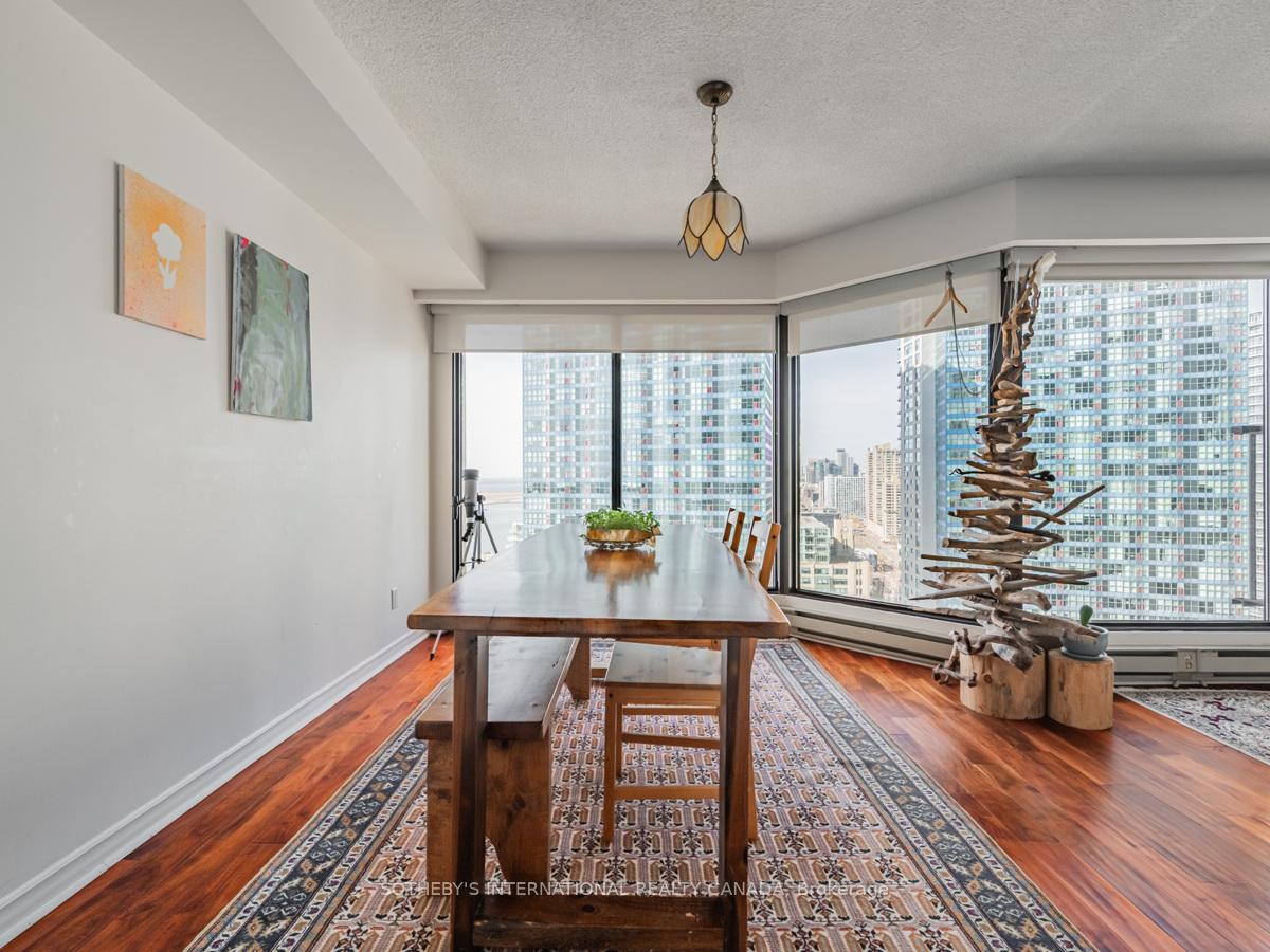 Photo 9 of Unit 2204, 65 Harbour Square, Toronto, Waterfront Communities — HOMEH