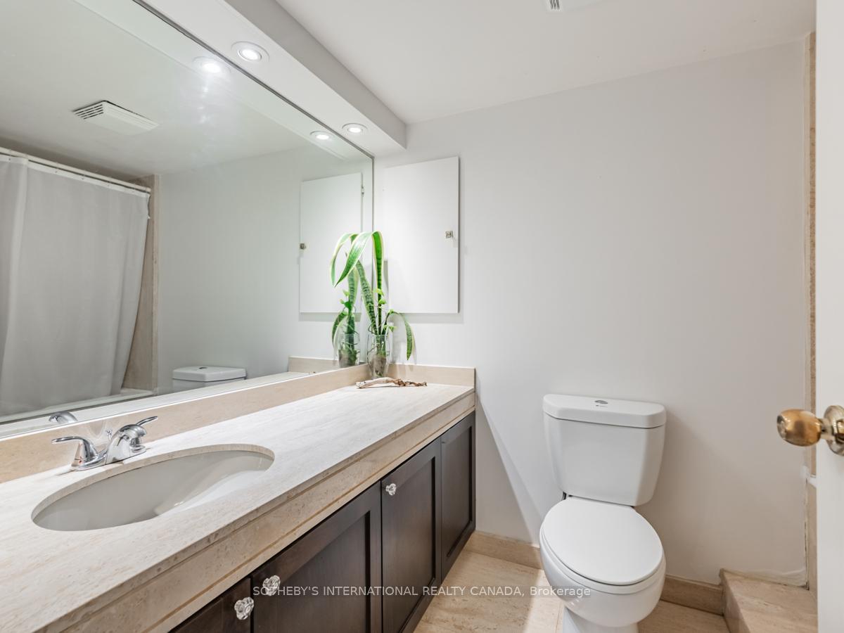 Photo 17 of Unit 2204, 65 Harbour Square, Toronto, Waterfront Communities — HOMEH