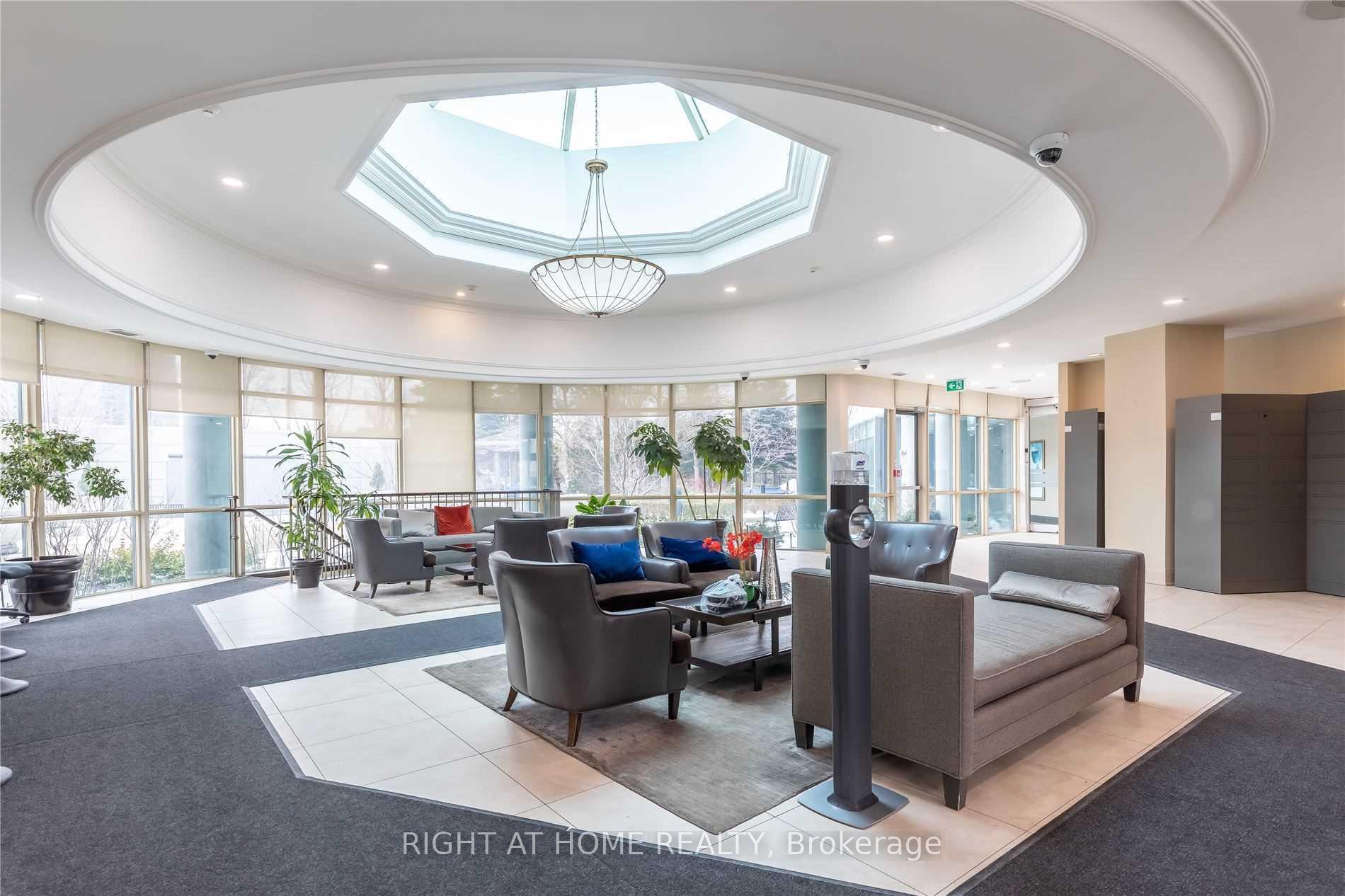 Photo 5 of Unit 702, 28 Harrison Garden Boulevard, North York, Willowdale East — HOMEH