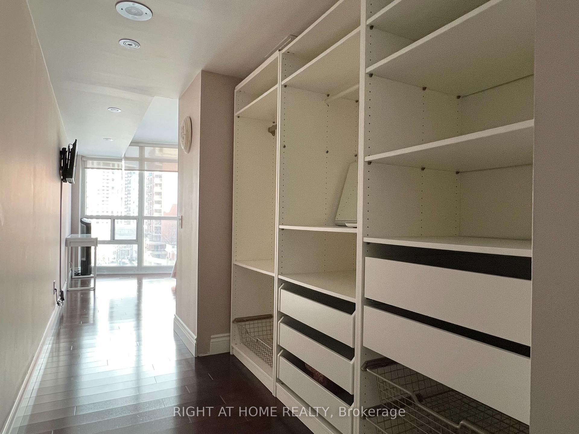 Photo 16 of Unit 702, 28 Harrison Garden Boulevard, North York, Willowdale East — HOMEH