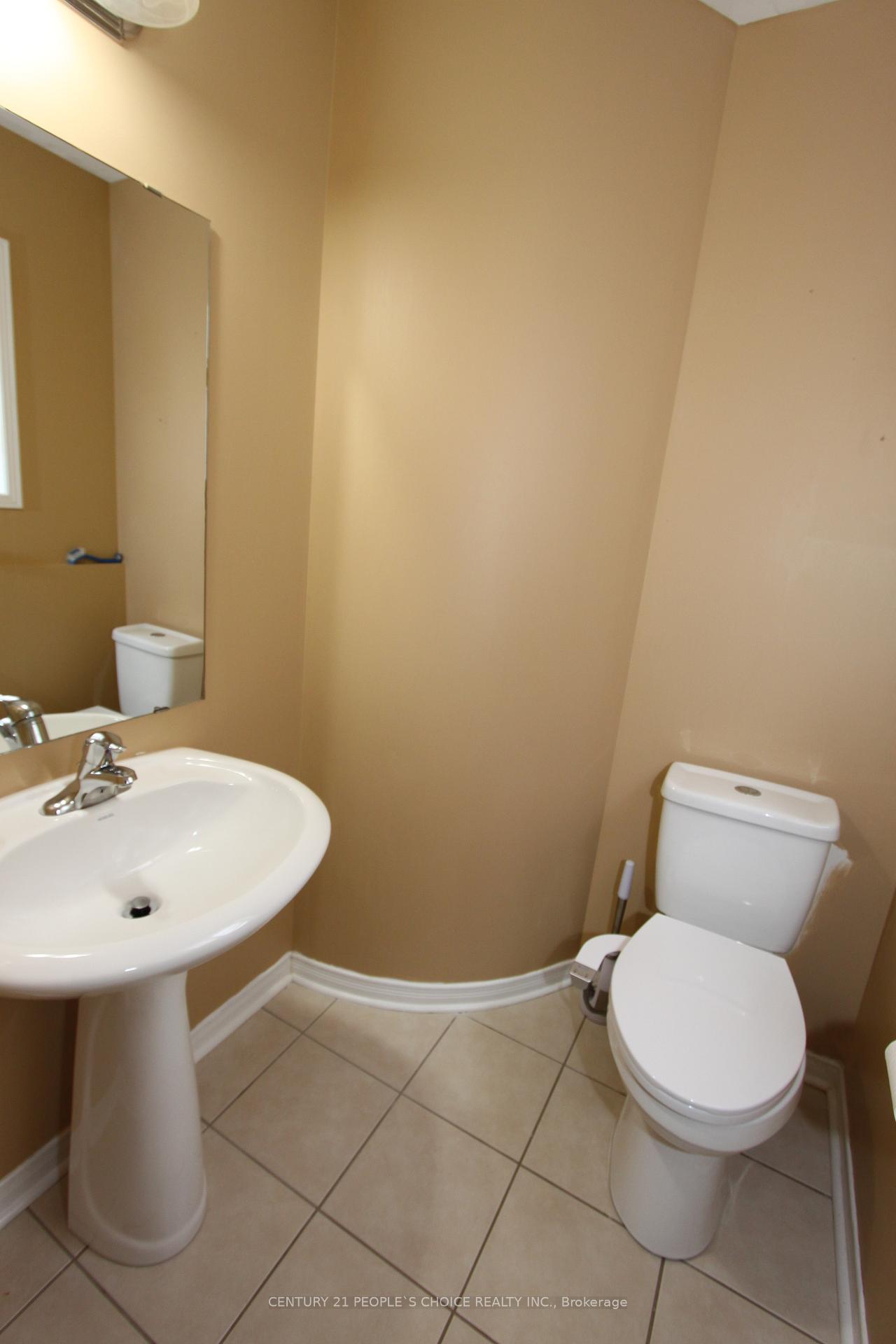 Photo 15 of 14 Thornbush Boulevard, Brampton, Fletcher's Meadow — HOMEH