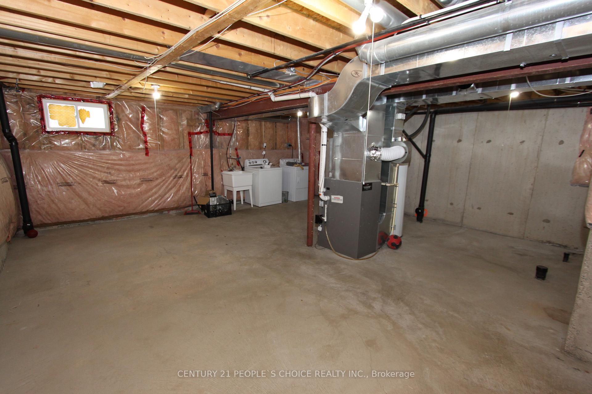 Photo 33 of 14 Thornbush Boulevard, Brampton, Fletcher's Meadow — HOMEH