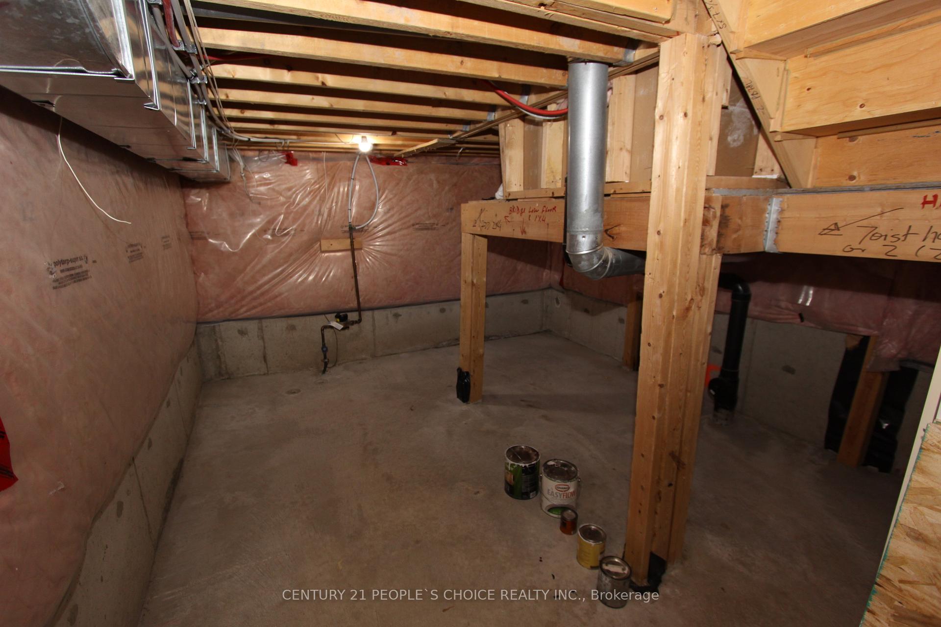 Photo 35 of 14 Thornbush Boulevard, Brampton, Fletcher's Meadow — HOMEH