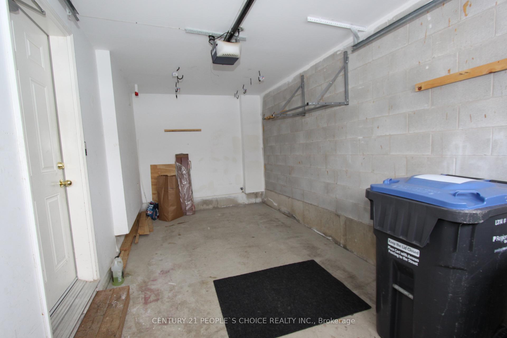 Photo 36 of 14 Thornbush Boulevard, Brampton, Fletcher's Meadow — HOMEH
