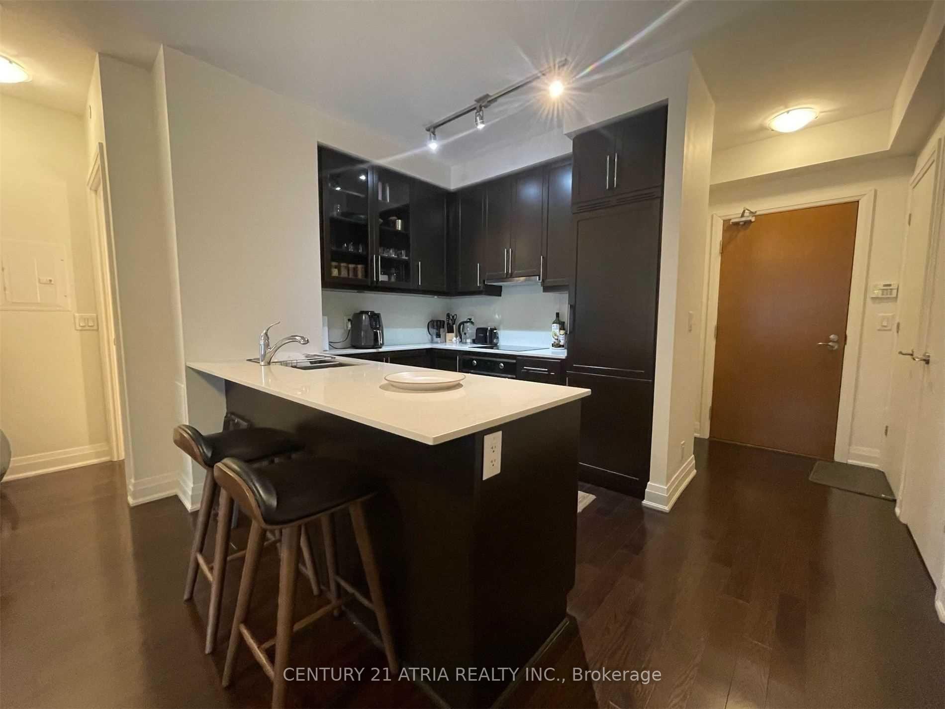 Photo 7 of Unit 201, 21 Clairtrell Road, North York, Willowdale East — HOMEH