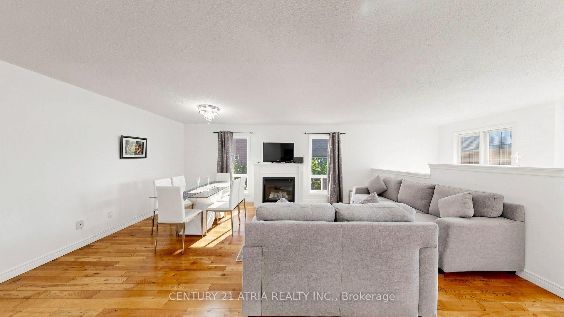 Photo 7 of 102 Huntington Crescent, Clarington, Courtice — HOMEH