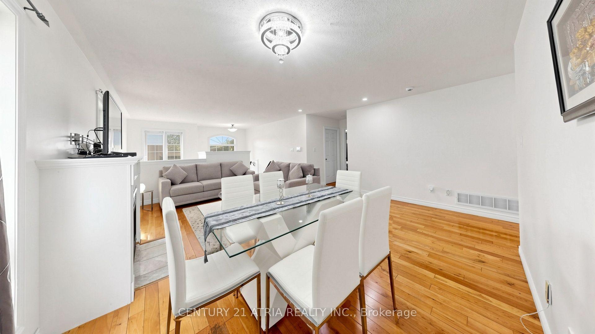 Photo 10 of 102 Huntington Crescent, Clarington, Courtice — HOMEH