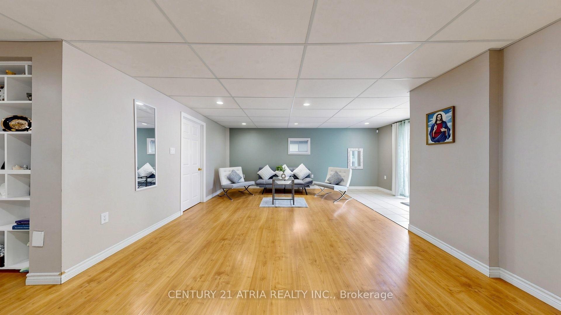Photo 35 of 102 Huntington Crescent, Clarington, Courtice — HOMEH