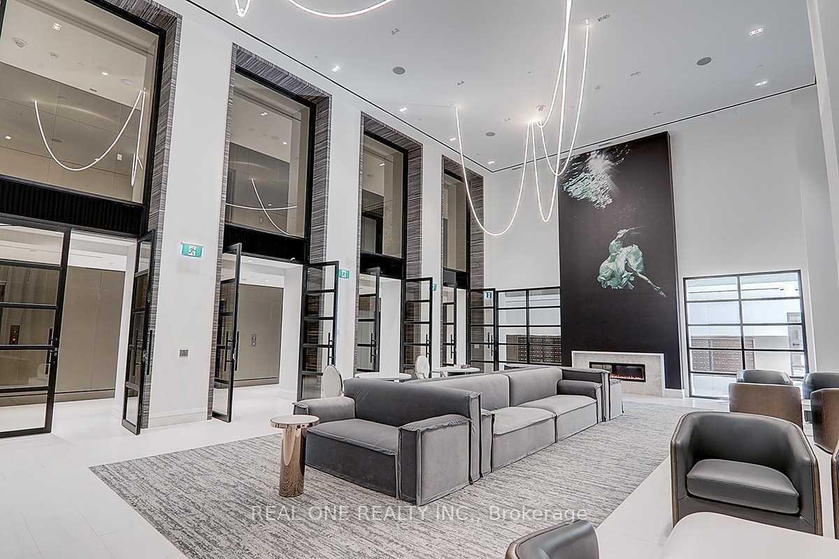 Photo 3 of Unit 1709, 39 Roehampton Avenue, Toronto, Mount Pleasant West — HOMEH