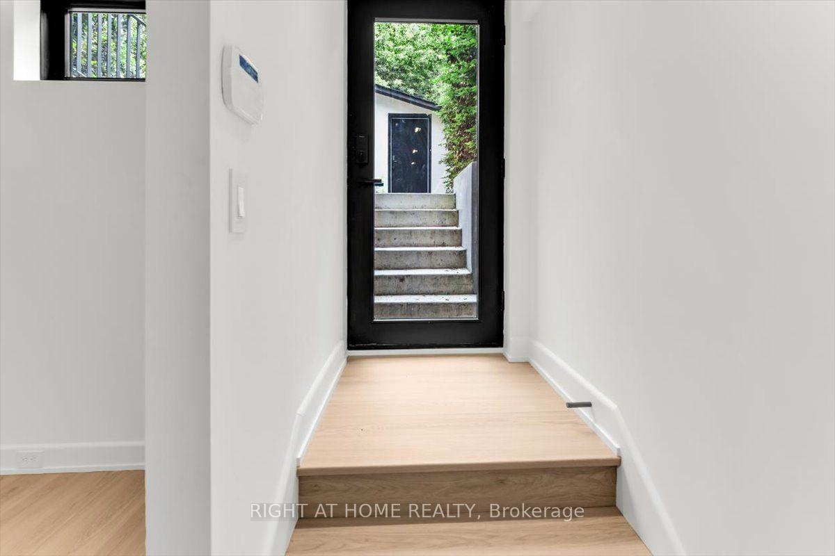 Photo 7 of Unit LOWER, 431 Arlington Avenue, Toronto, Humewood-Cedarvale — HOMEH