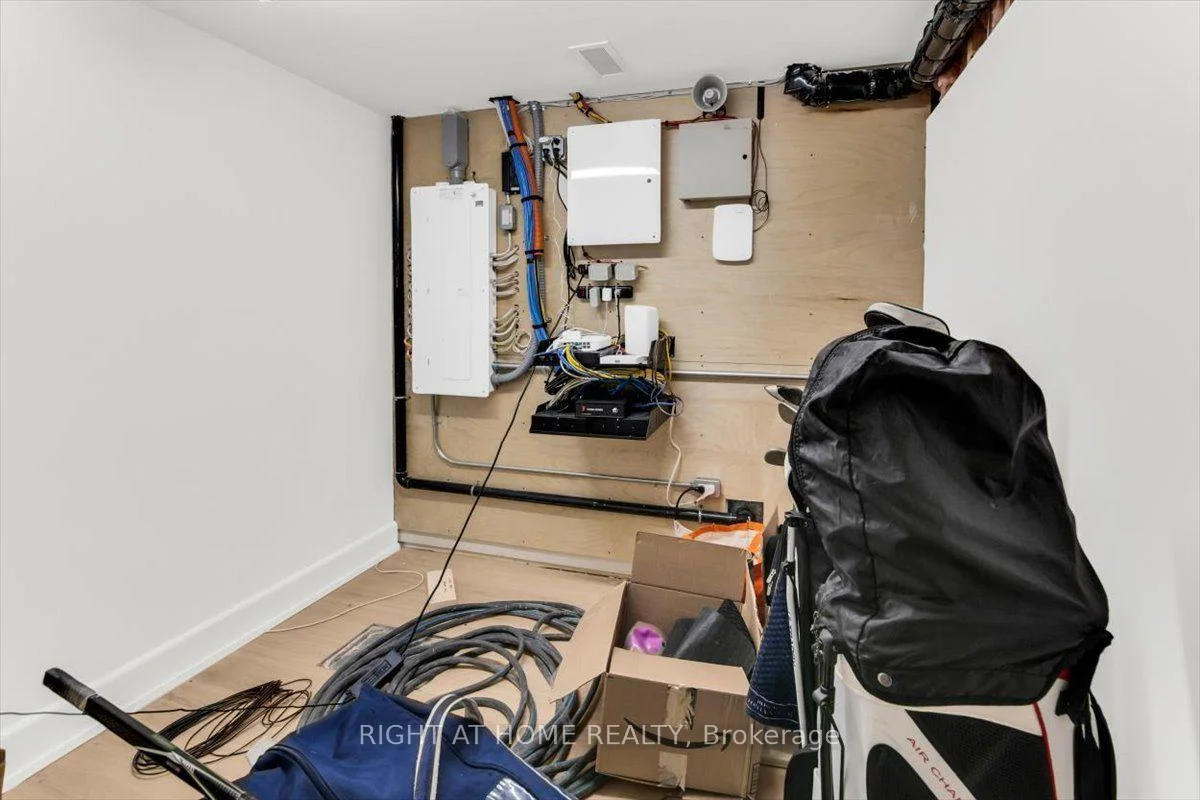 Photo 32 of Unit LOWER, 431 Arlington Avenue, Toronto, Humewood-Cedarvale — HOMEH