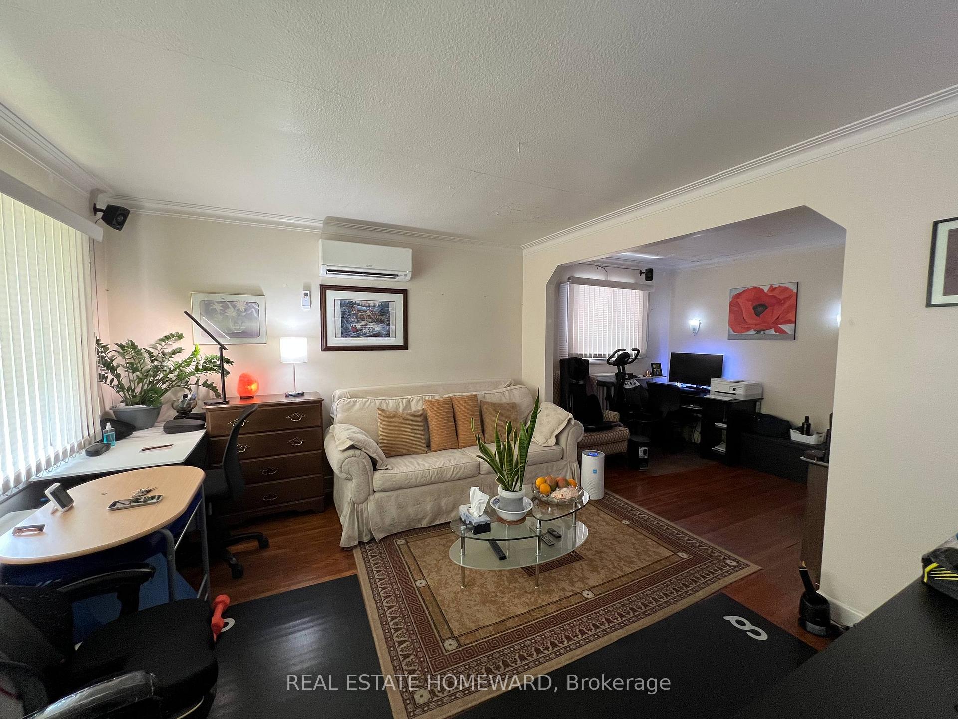 Photo 5 of Unit Main, 124 Glencrest Boulevard, Toronto, O'Connor-Parkview — HOMEH