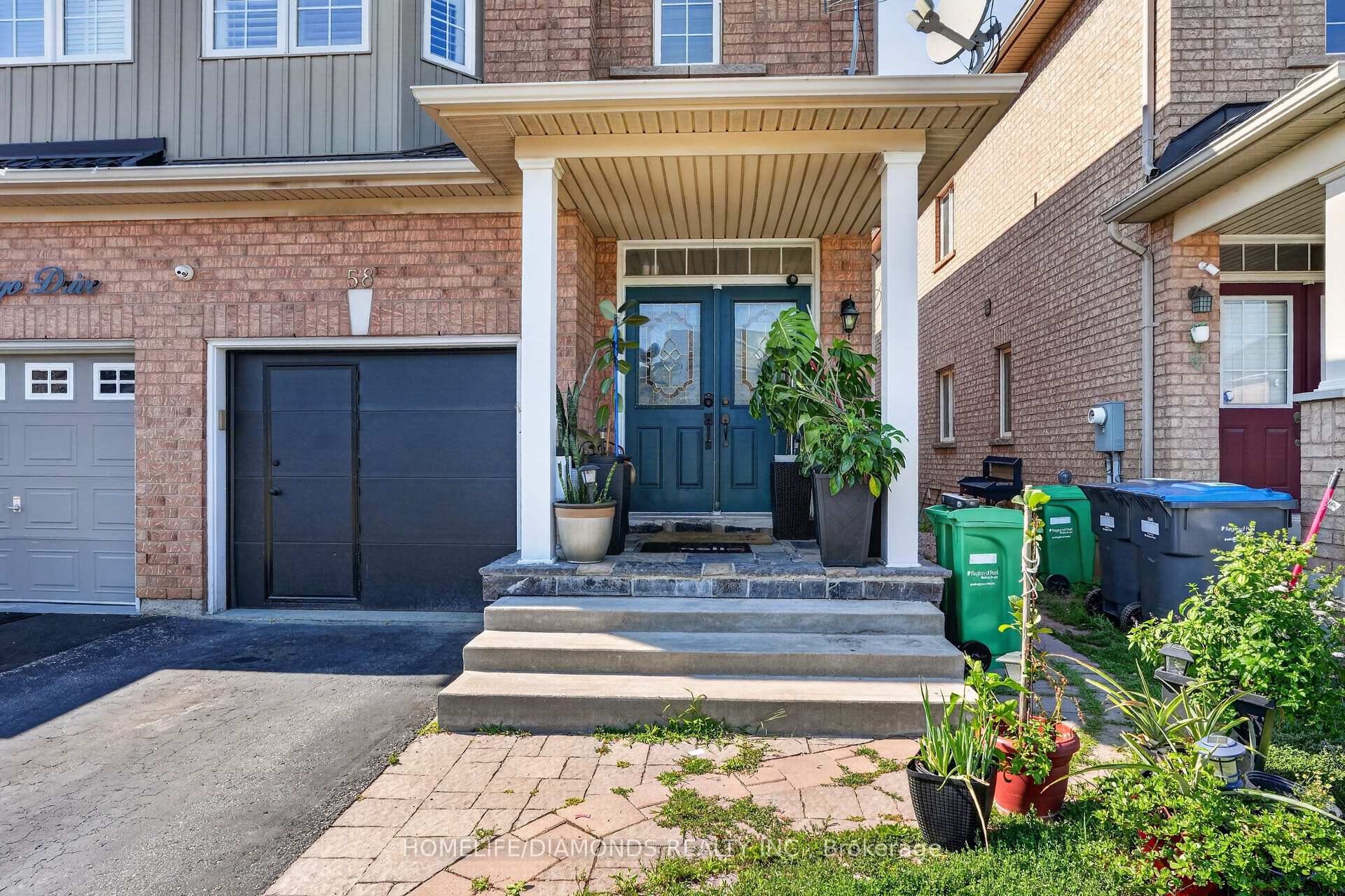 Photo 4 of 58 Fandango Drive, Brampton, Credit Valley — HOMEH