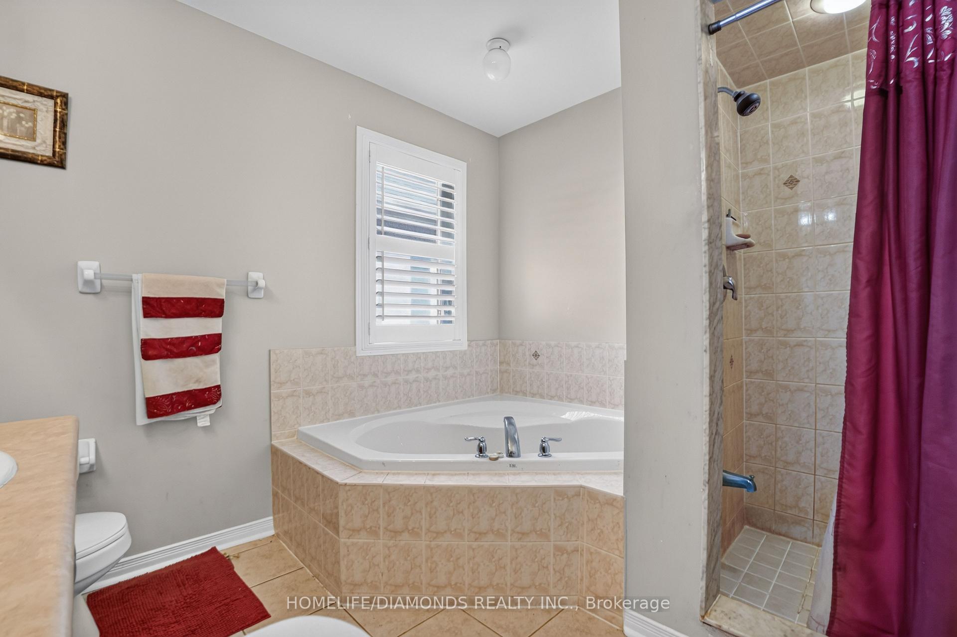 Photo 28 of 58 Fandango Drive, Brampton, Credit Valley — HOMEH