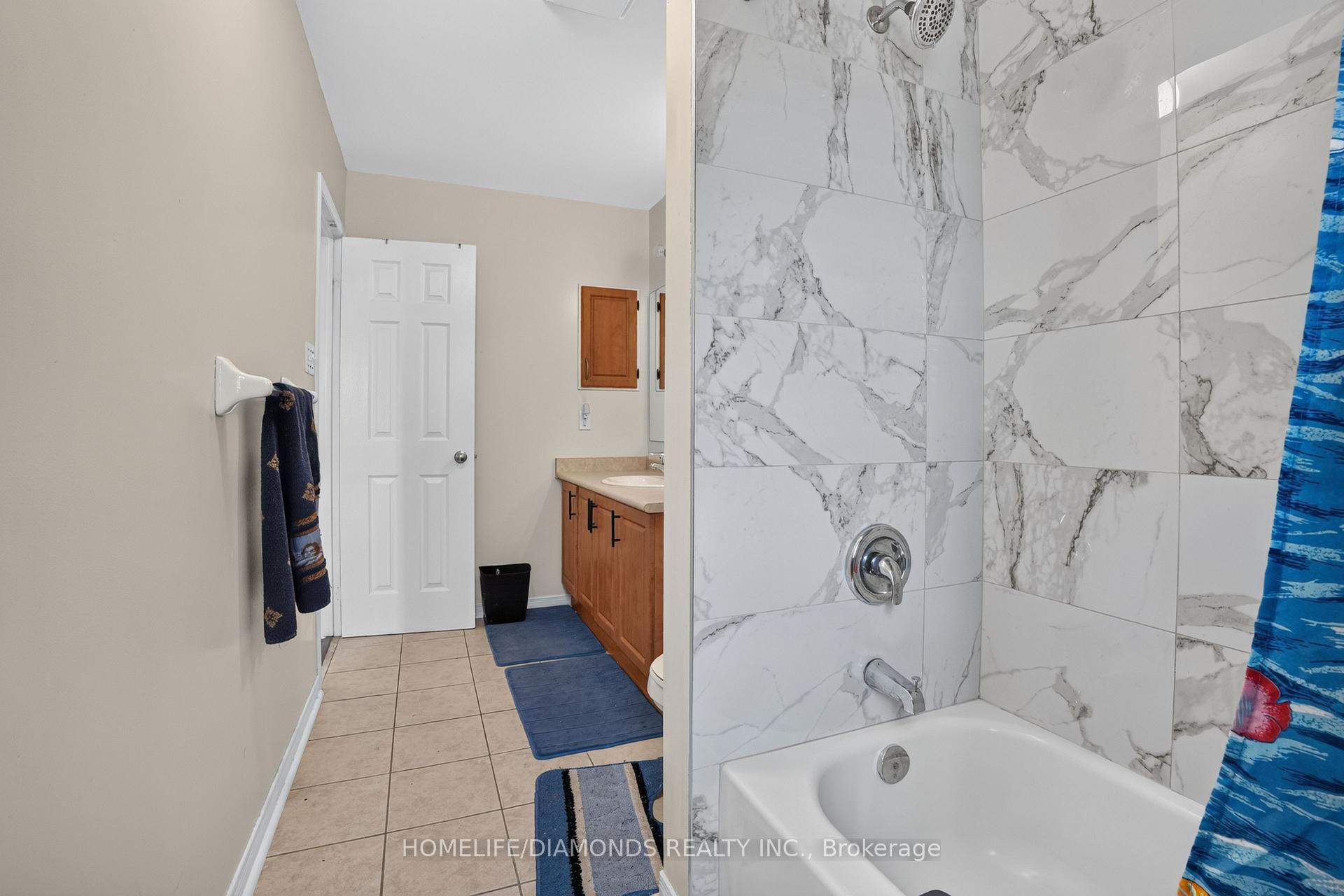 Photo 35 of 58 Fandango Drive, Brampton, Credit Valley — HOMEH