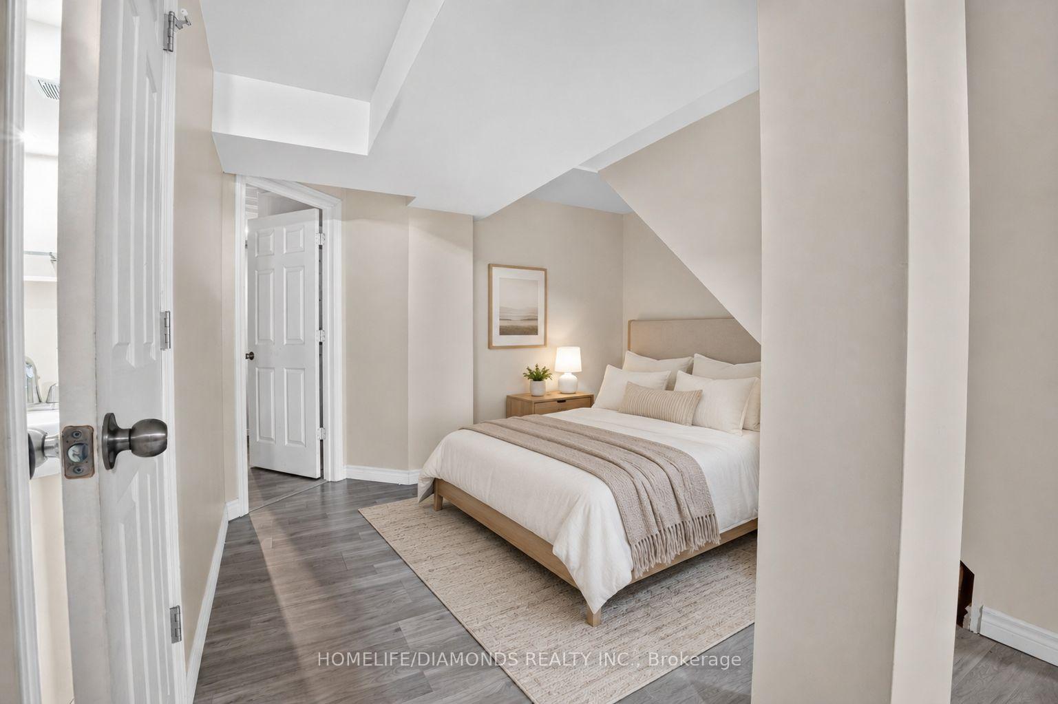 Photo 40 of 58 Fandango Drive, Brampton, Credit Valley — HOMEH