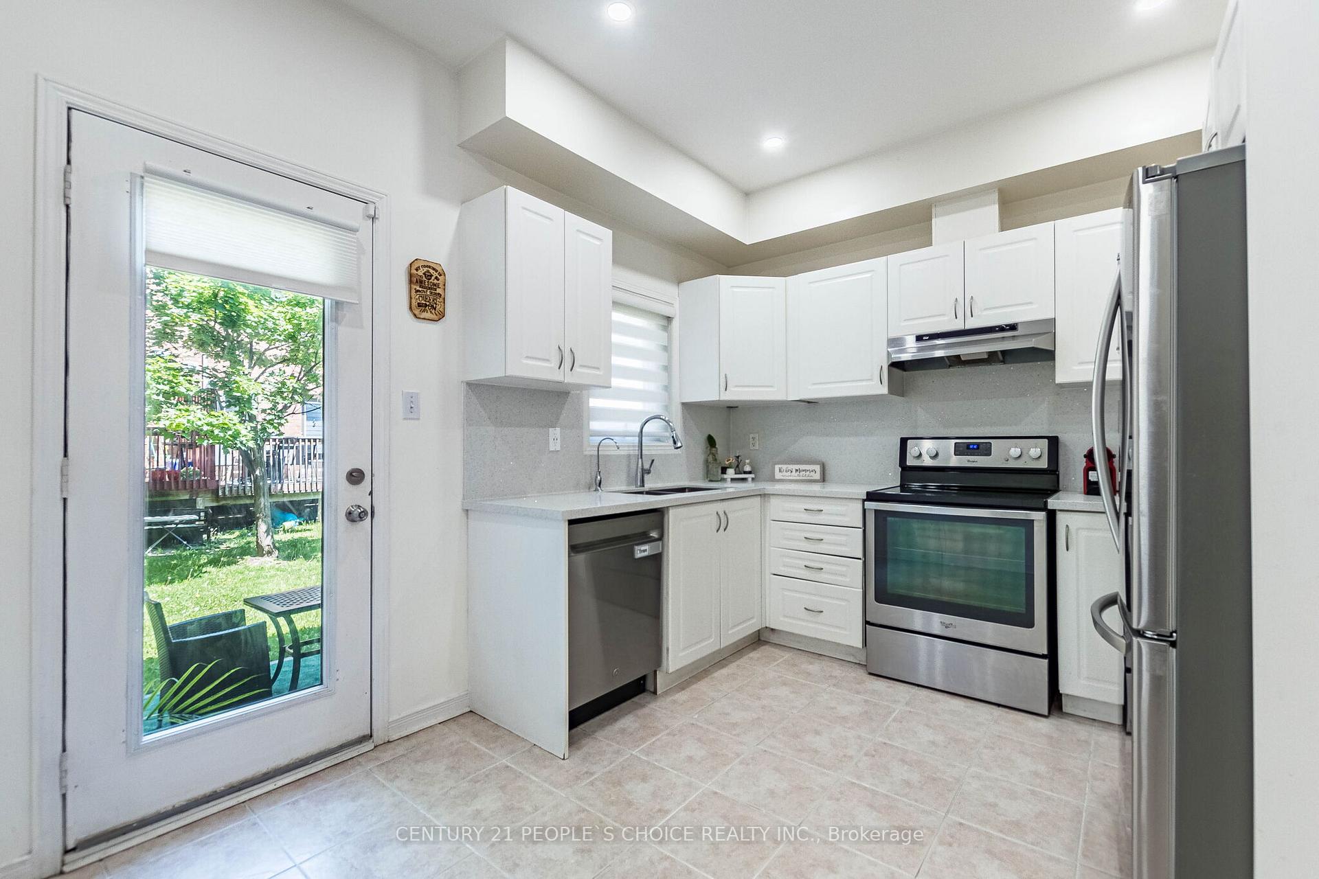Photo 13 of Unit 29, 435 Hensall Circle, Mississauga, Cooksville — HOMEH