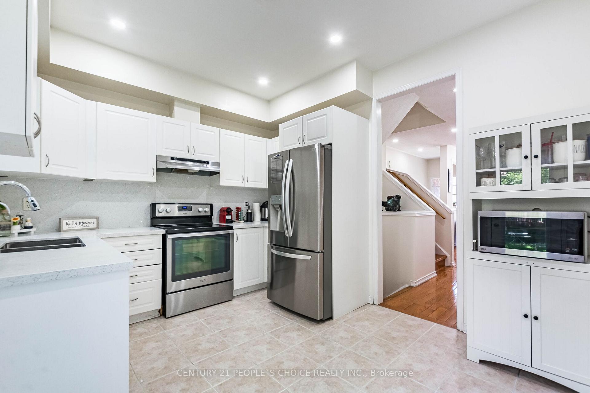 Photo 14 of Unit 29, 435 Hensall Circle, Mississauga, Cooksville — HOMEH