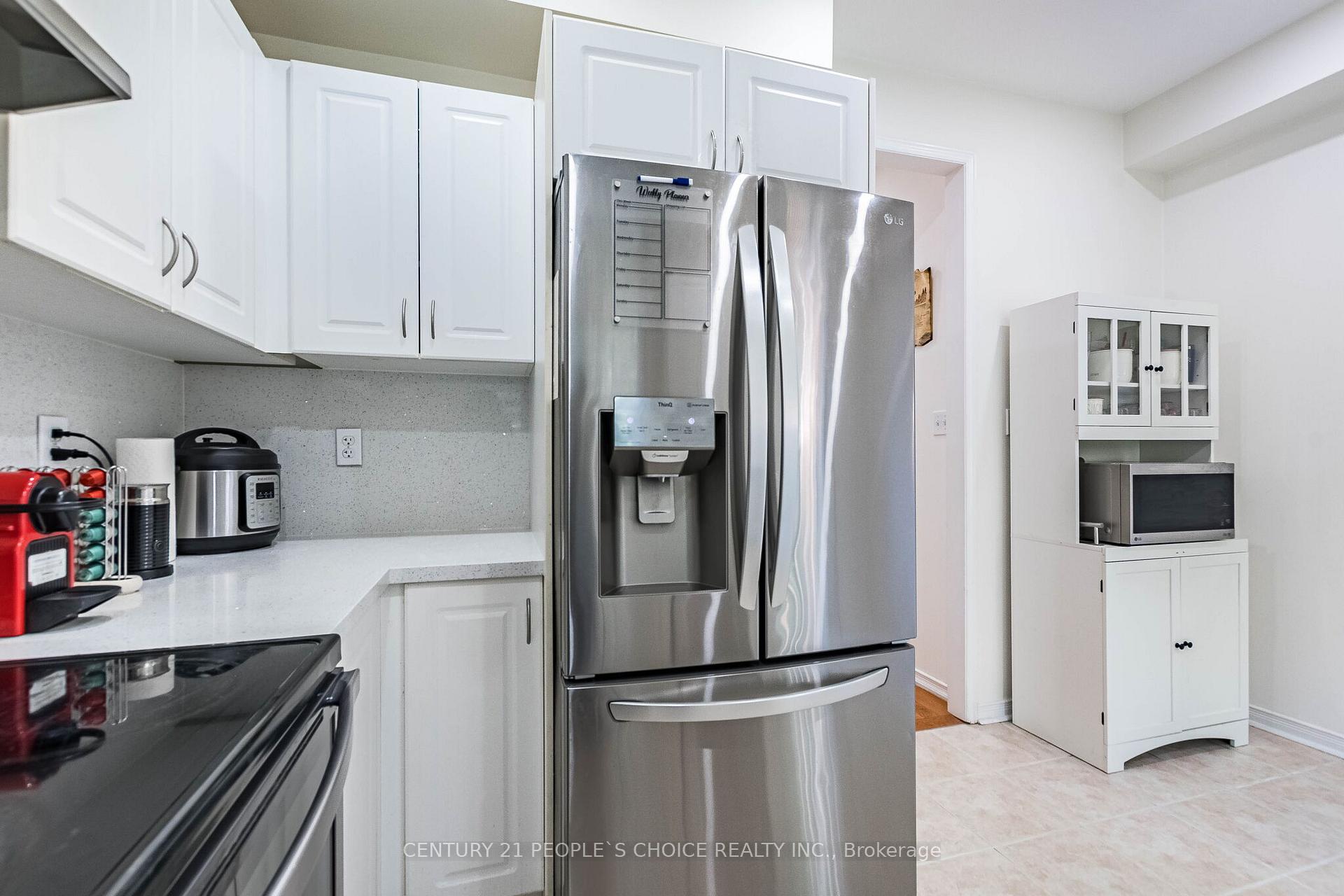 Photo 16 of Unit 29, 435 Hensall Circle, Mississauga, Cooksville — HOMEH