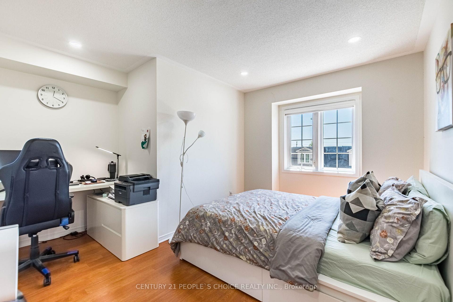Photo 21 of Unit 29, 435 Hensall Circle, Mississauga, Cooksville — HOMEH