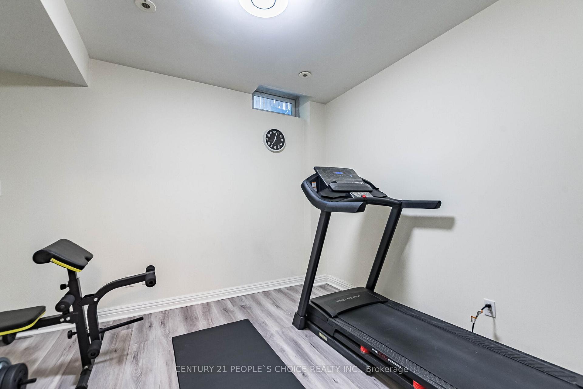 Photo 44 of Unit 29, 435 Hensall Circle, Mississauga, Cooksville — HOMEH