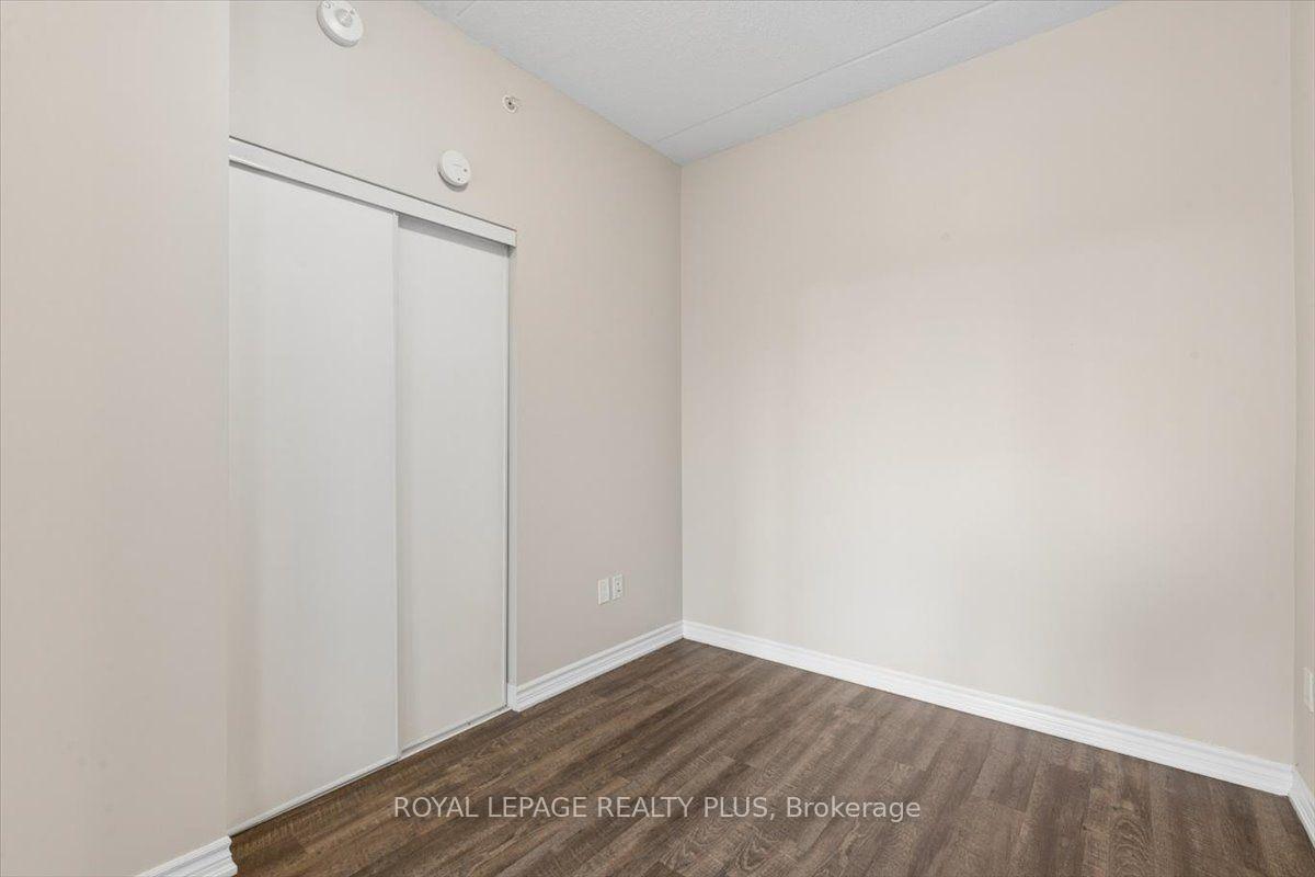 Photo 17 of Unit 404, 1284 Gordon Street, Guelph, Kortright East — HOMEH