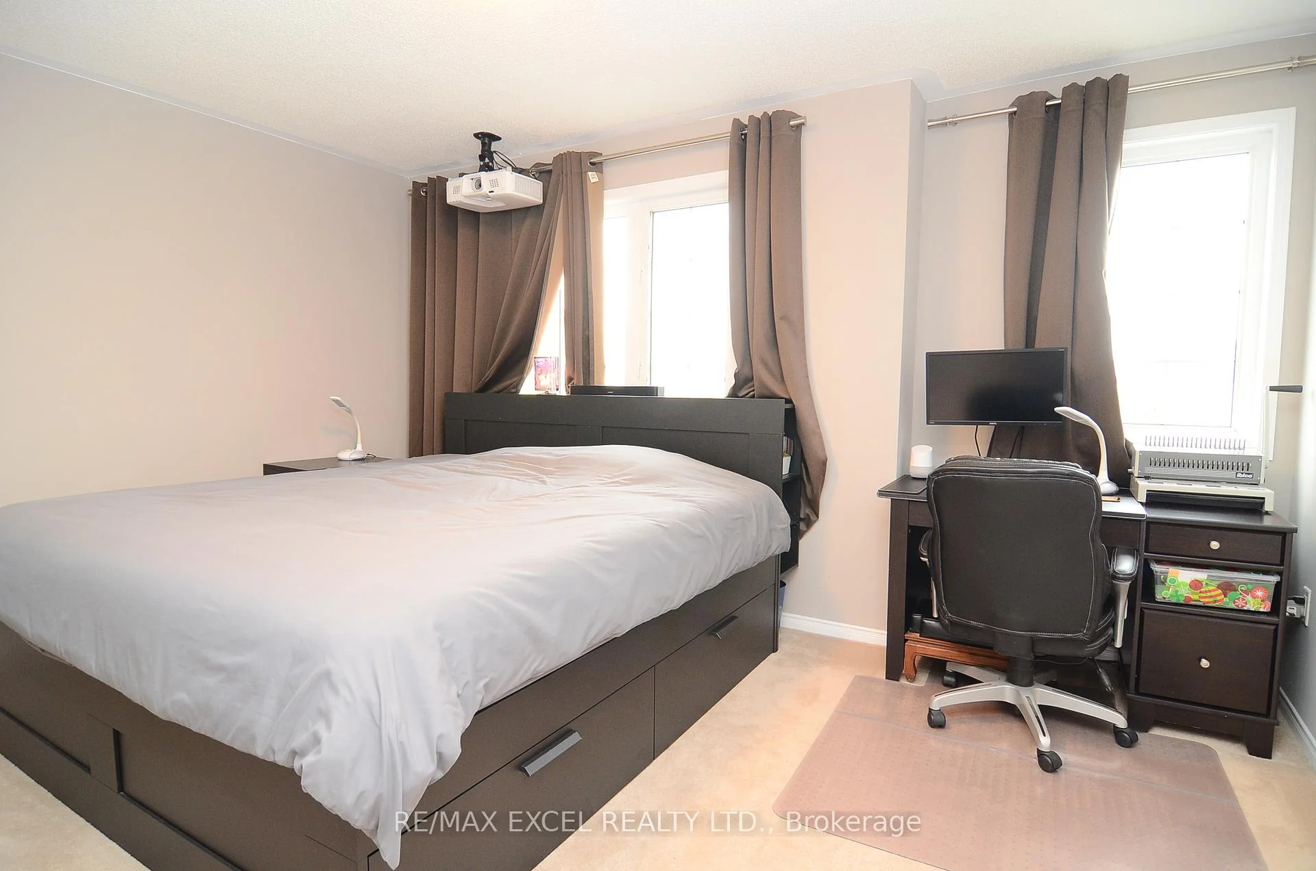 Photo 8 of Unit 21, 10 Post Oak Drive, Richmond Hill, Jefferson — HOMEH
