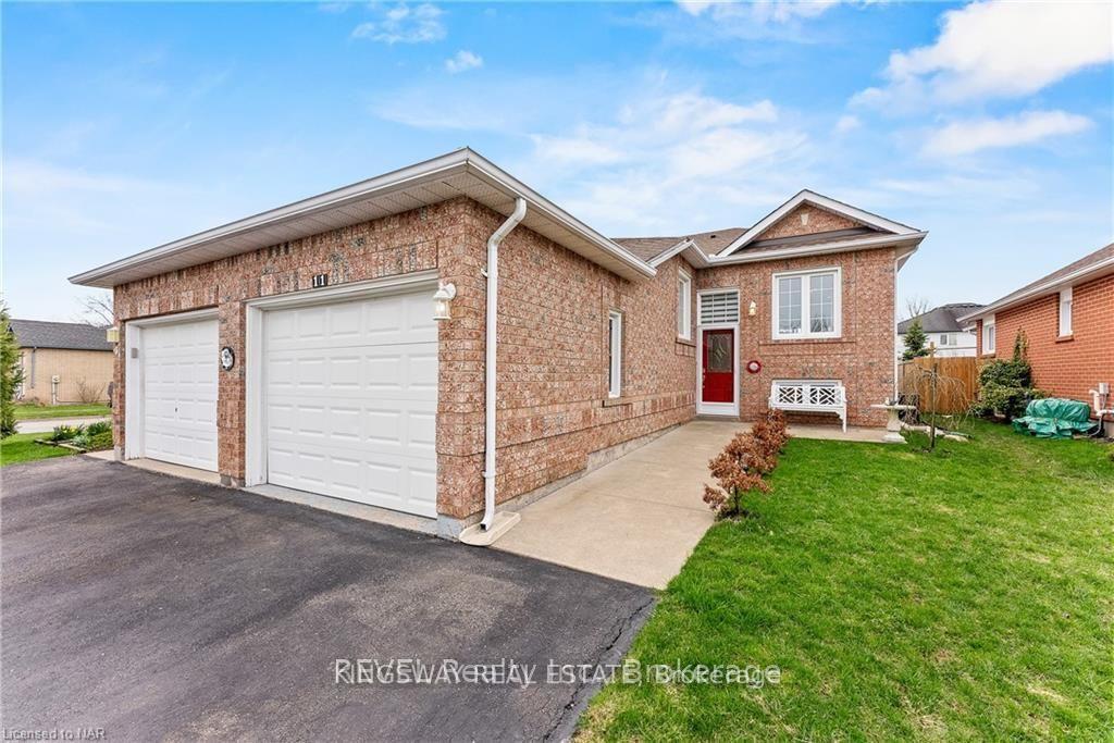 Photo of 11 Jackson Court W