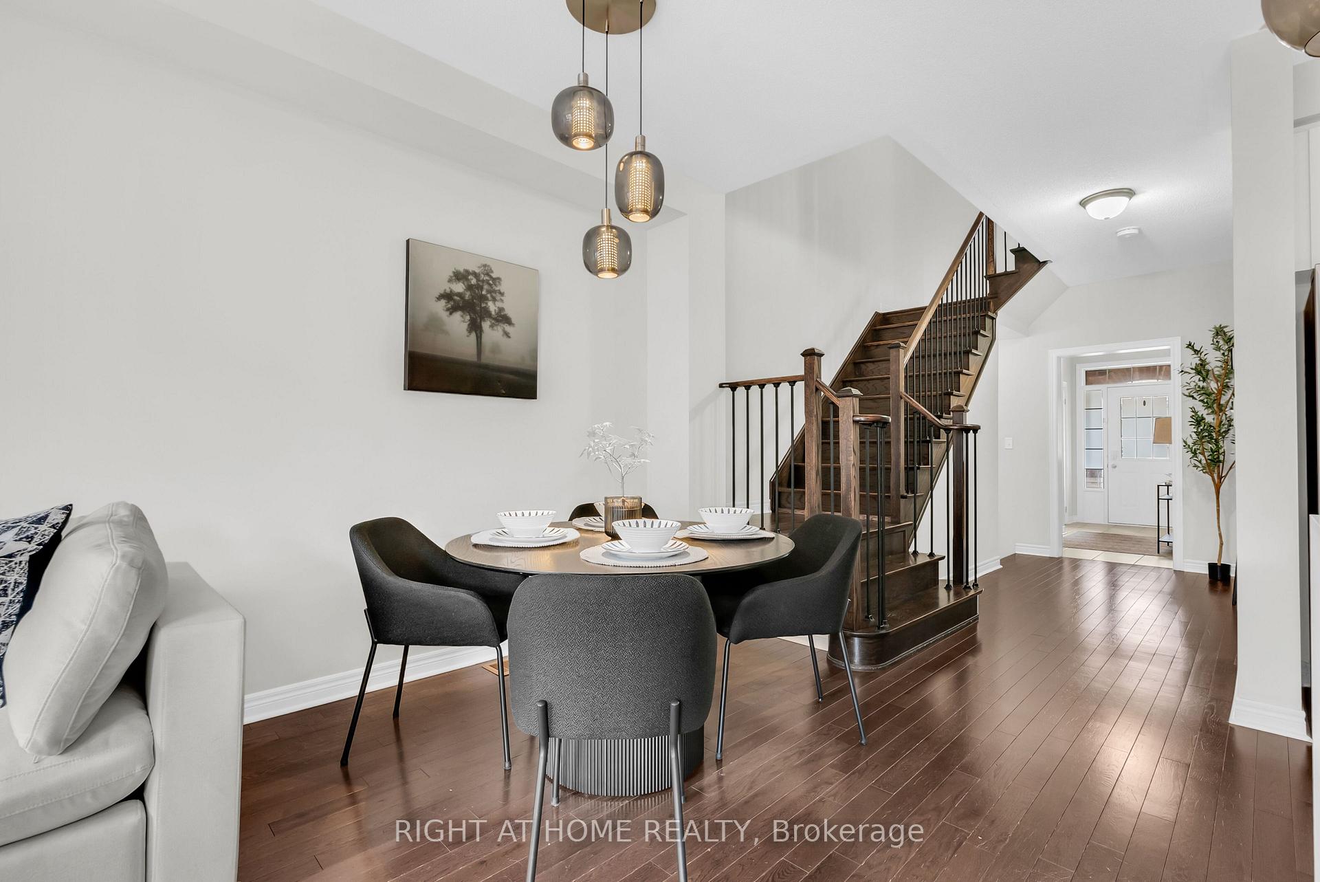 Photo 5 of 36 Matterhorn Road, Brampton, Northwest Brampton — HOMEH