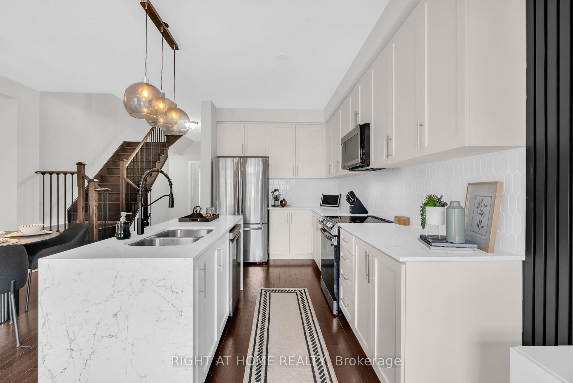 Photo 14 of 36 Matterhorn Road, Brampton, Northwest Brampton — HOMEH