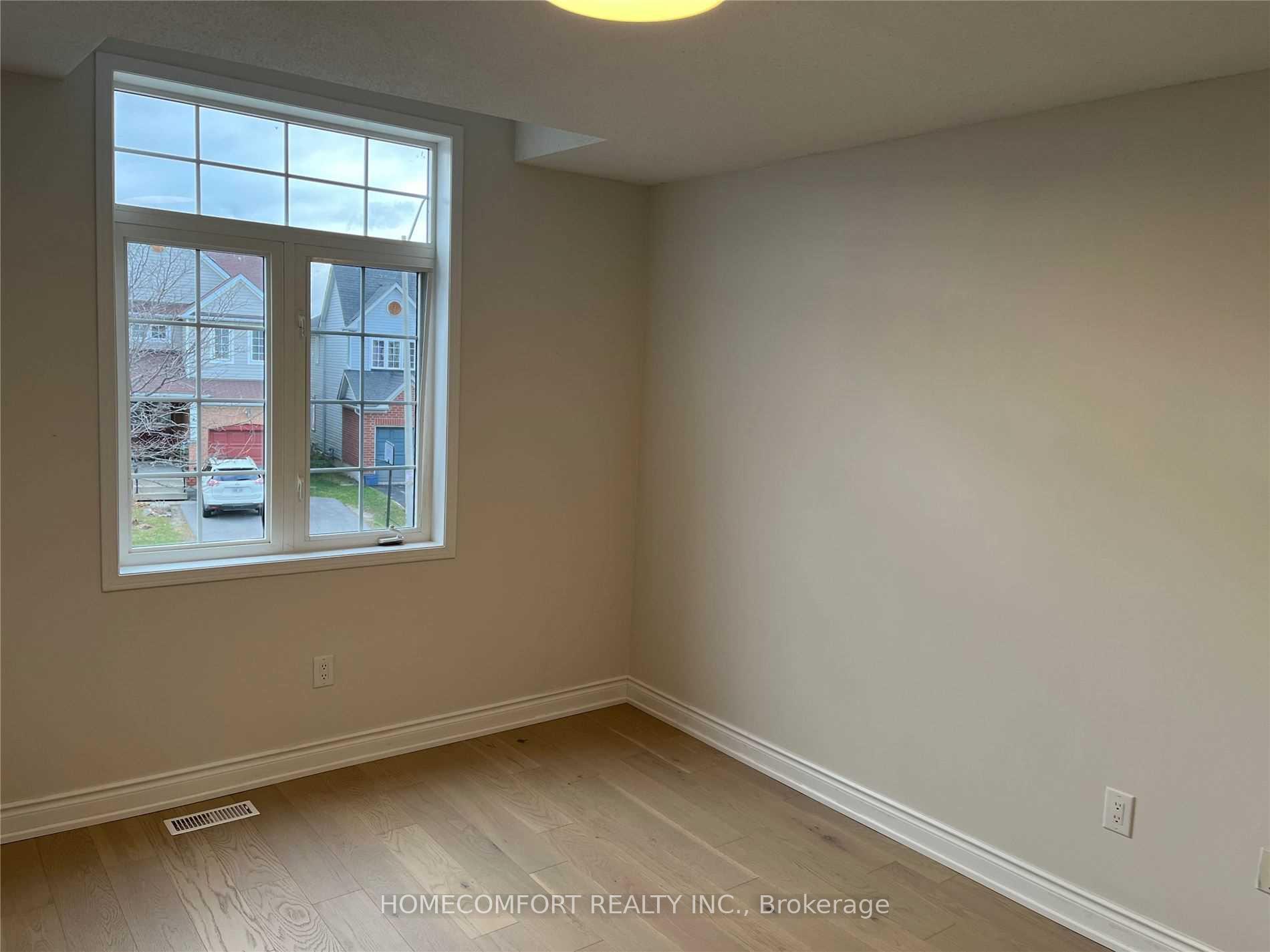 Photo 12 of 95 Ferncliffe Crescent, Markham, Cedarwood — HOMEH