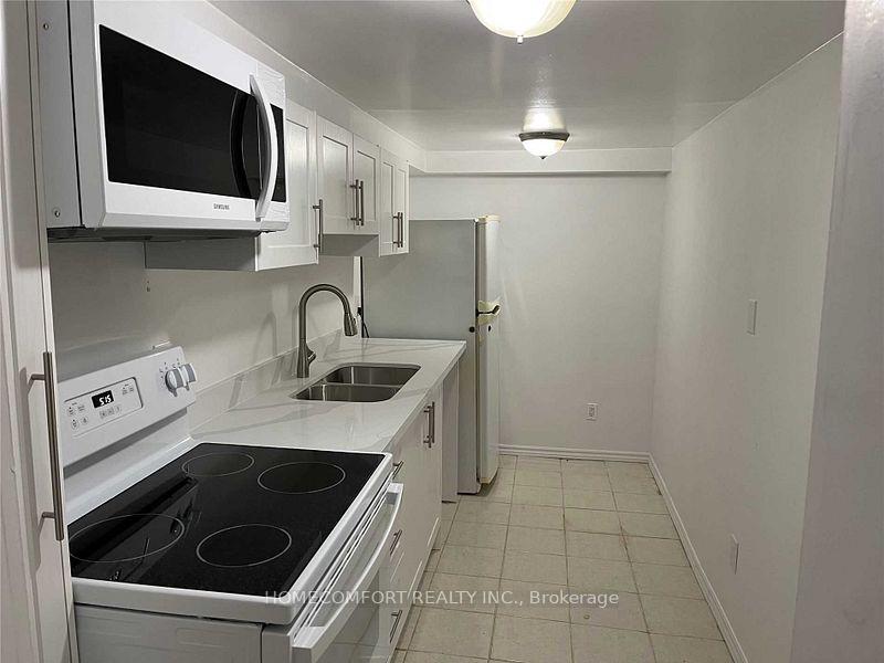 Photo 19 of 95 Ferncliffe Crescent, Markham, Cedarwood — HOMEH