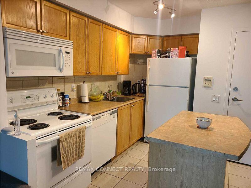 Photo 3 of Unit 511, 30 Harrison Garden Boulevard, North York, Willowdale East — HOMEH