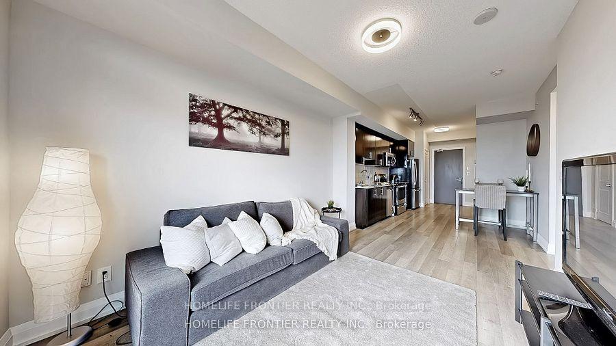 Photo 9 of Unit 2528, 7161 Yonge Street, Markham, Thornhill — HOMEH