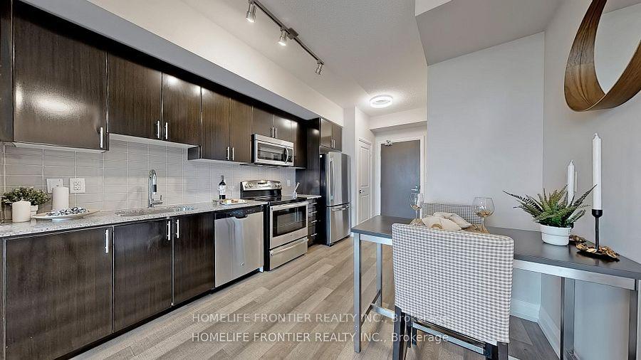 Photo 12 of Unit 2528, 7161 Yonge Street, Markham, Thornhill — HOMEH