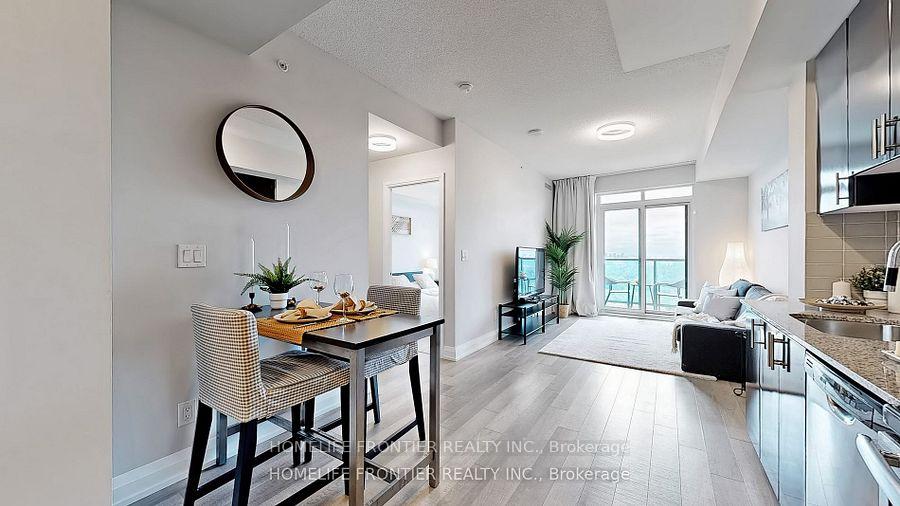 Photo 14 of Unit 2528, 7161 Yonge Street, Markham, Thornhill — HOMEH