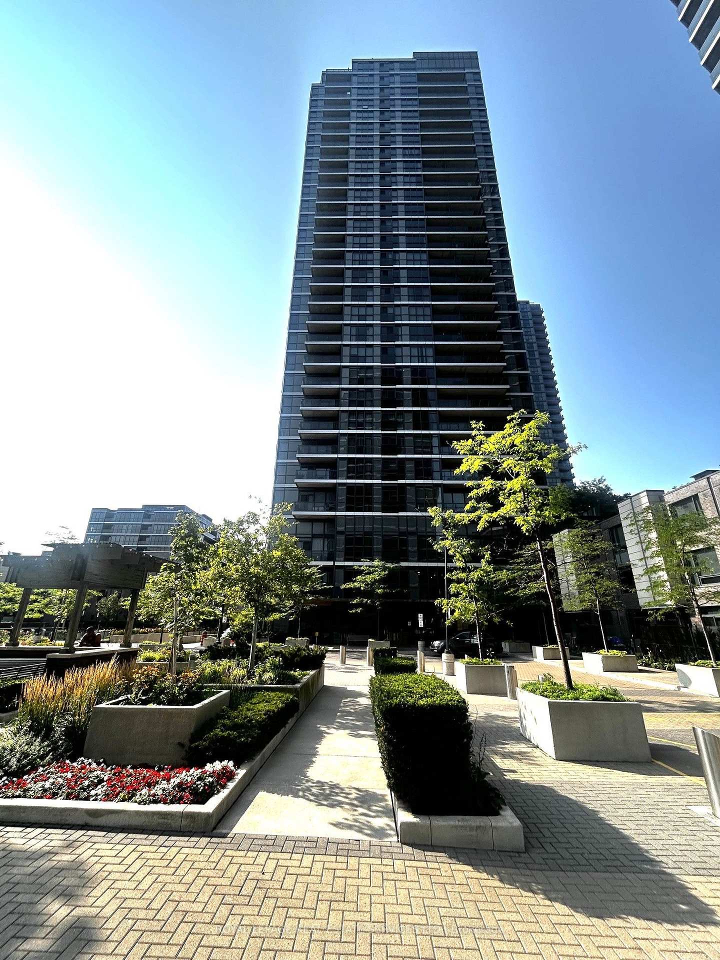Photo 1 of Unit 1109, 9 Valhalla Inn Road, Etobicoke, Islington-City Centre West — HOMEH