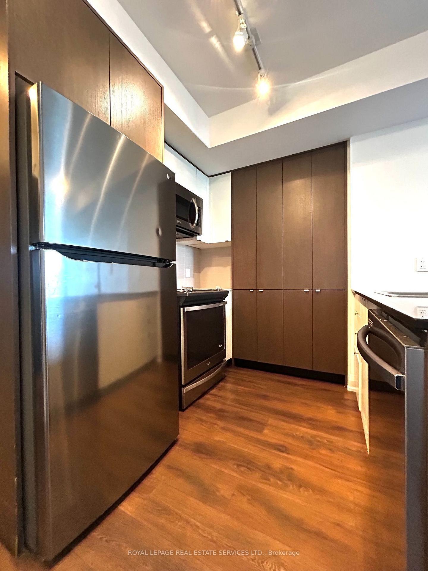 Photo 9 of Unit 1109, 9 Valhalla Inn Road, Etobicoke, Islington-City Centre West — HOMEH