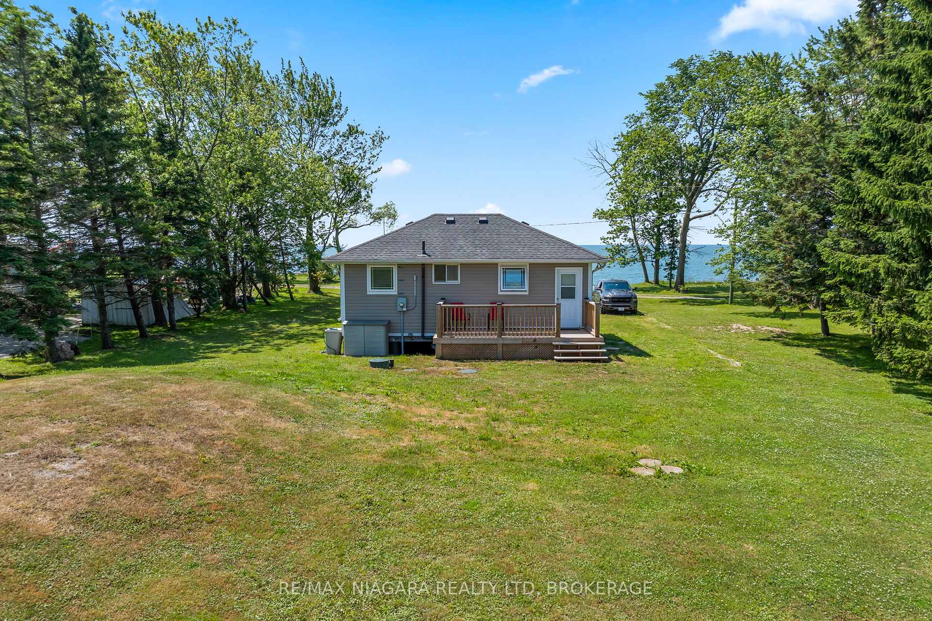 Photo 22 of 45 Erie Heights Line, Haldimand, Dunnville — HOMEH