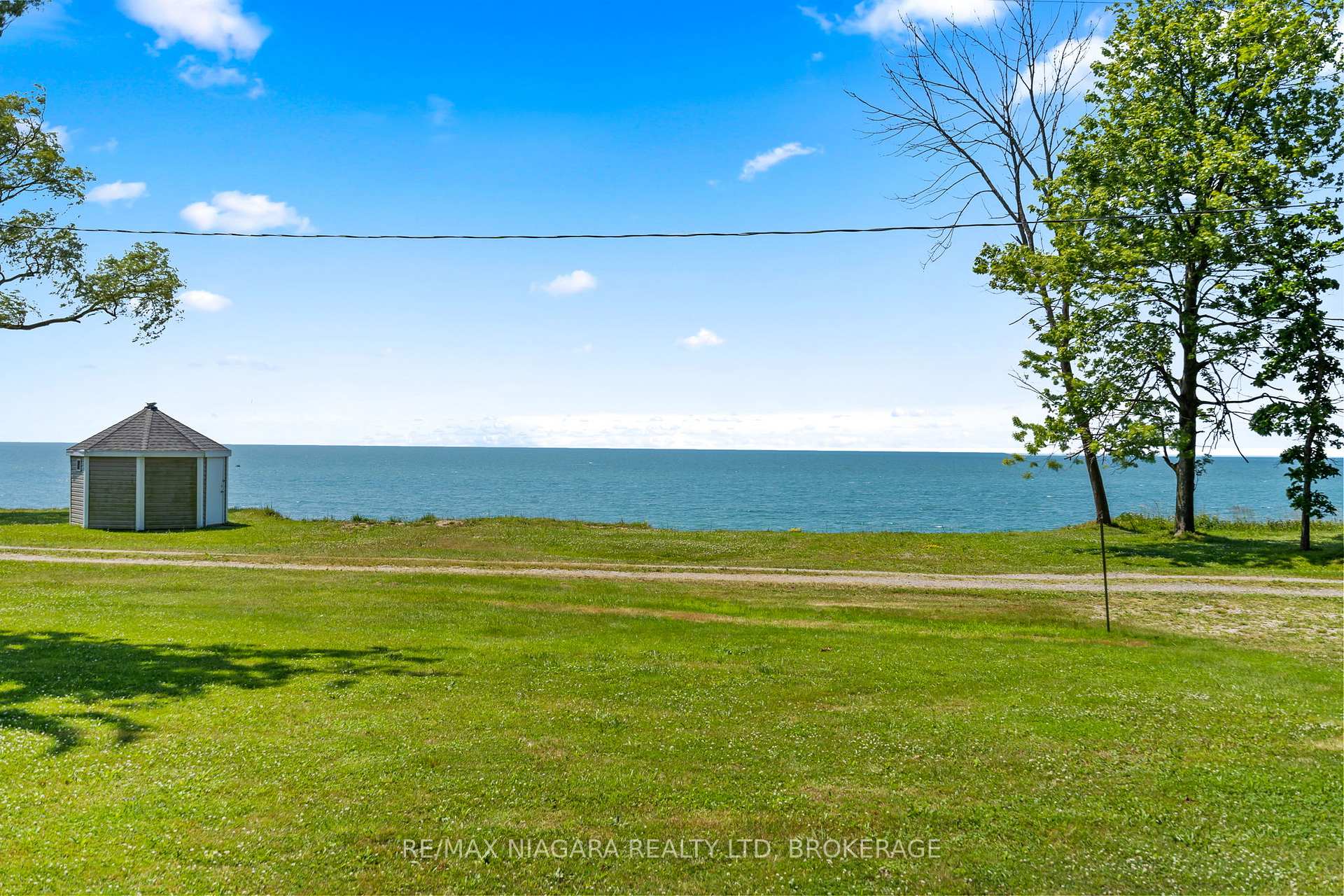 Photo 25 of 45 Erie Heights Line, Haldimand, Dunnville — HOMEH