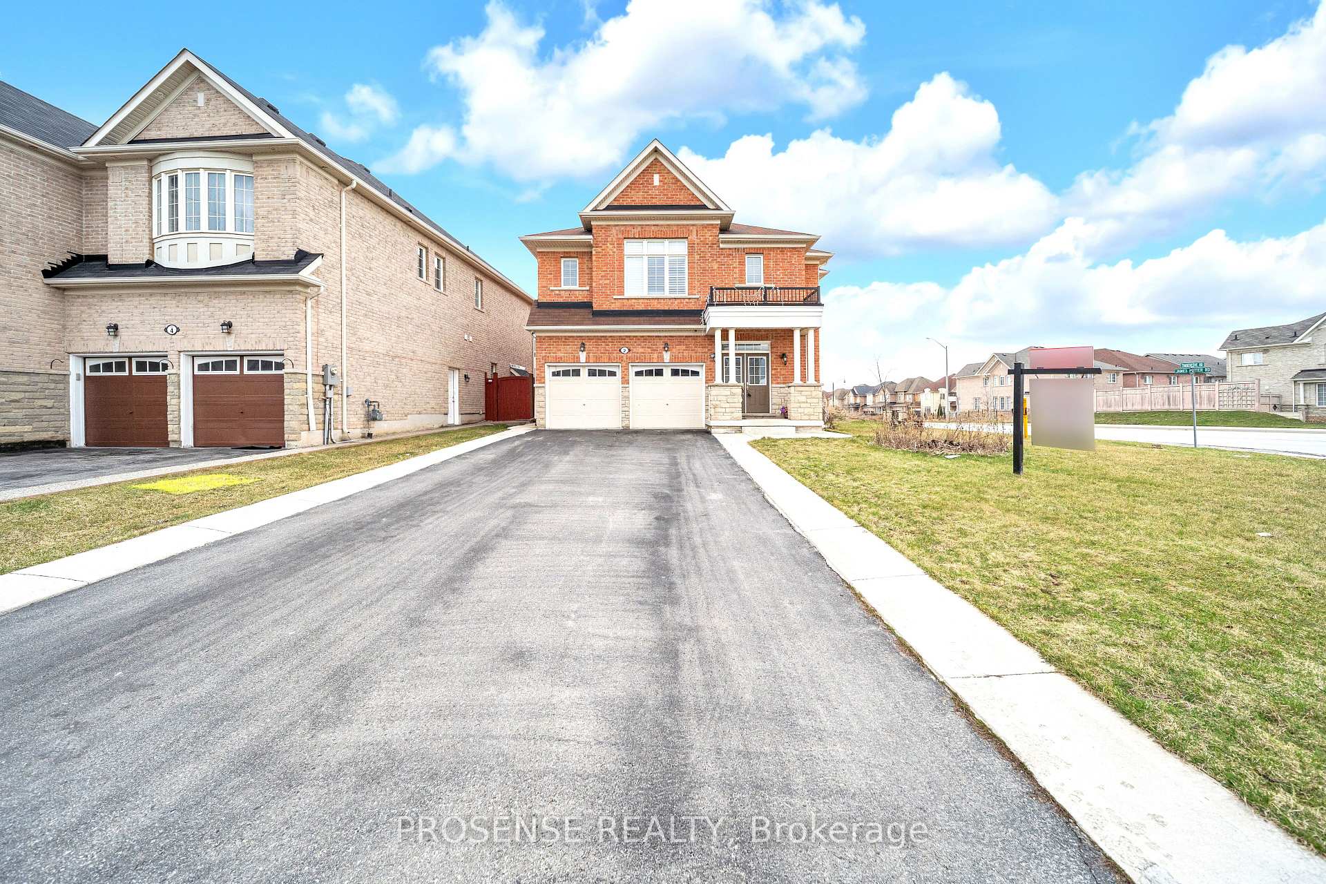 Photo 1 of 2 Timbercove Road, Brampton, Credit Valley — HOMEH