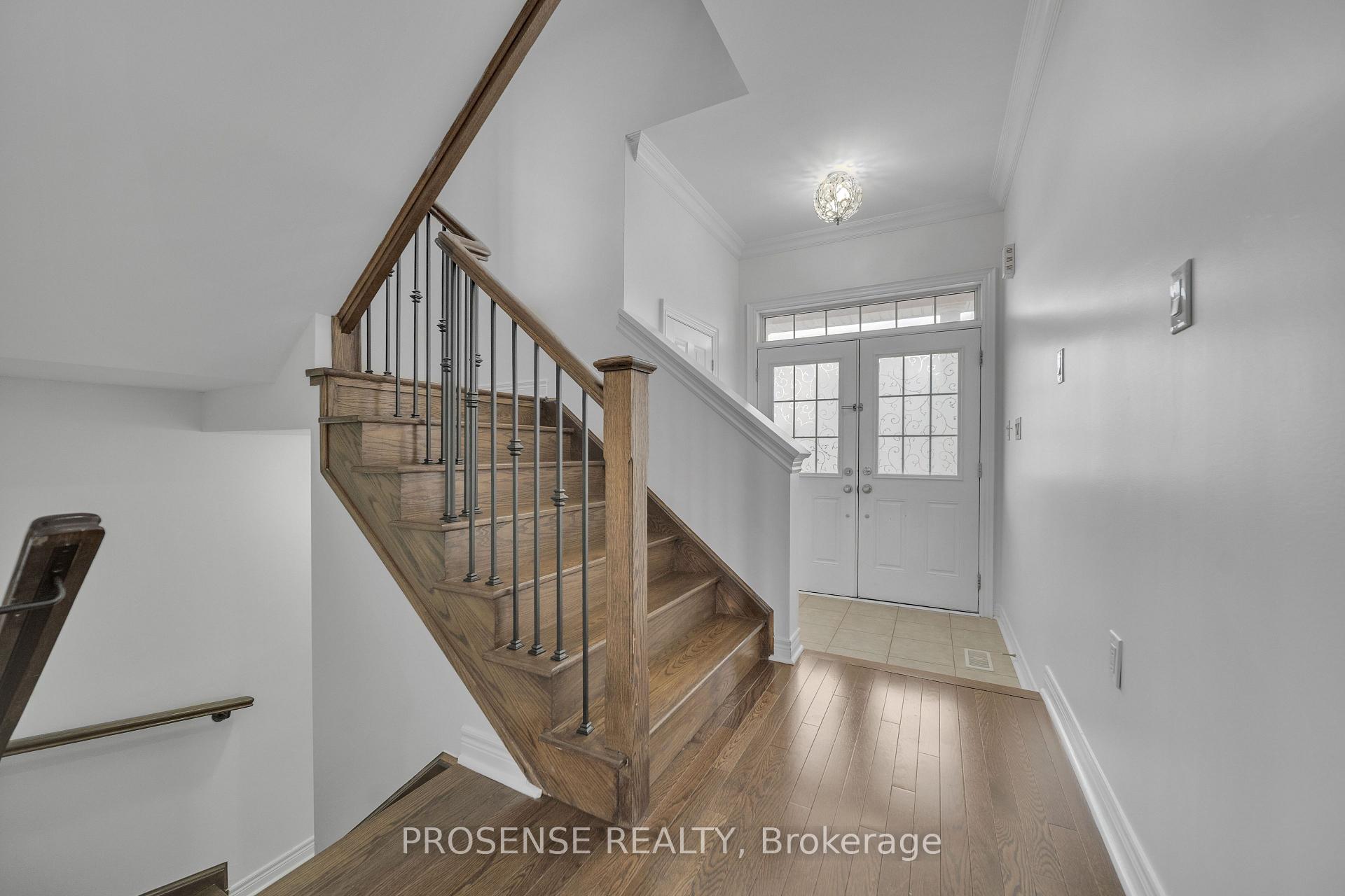 Photo 3 of 2 Timbercove Road, Brampton, Credit Valley — HOMEH