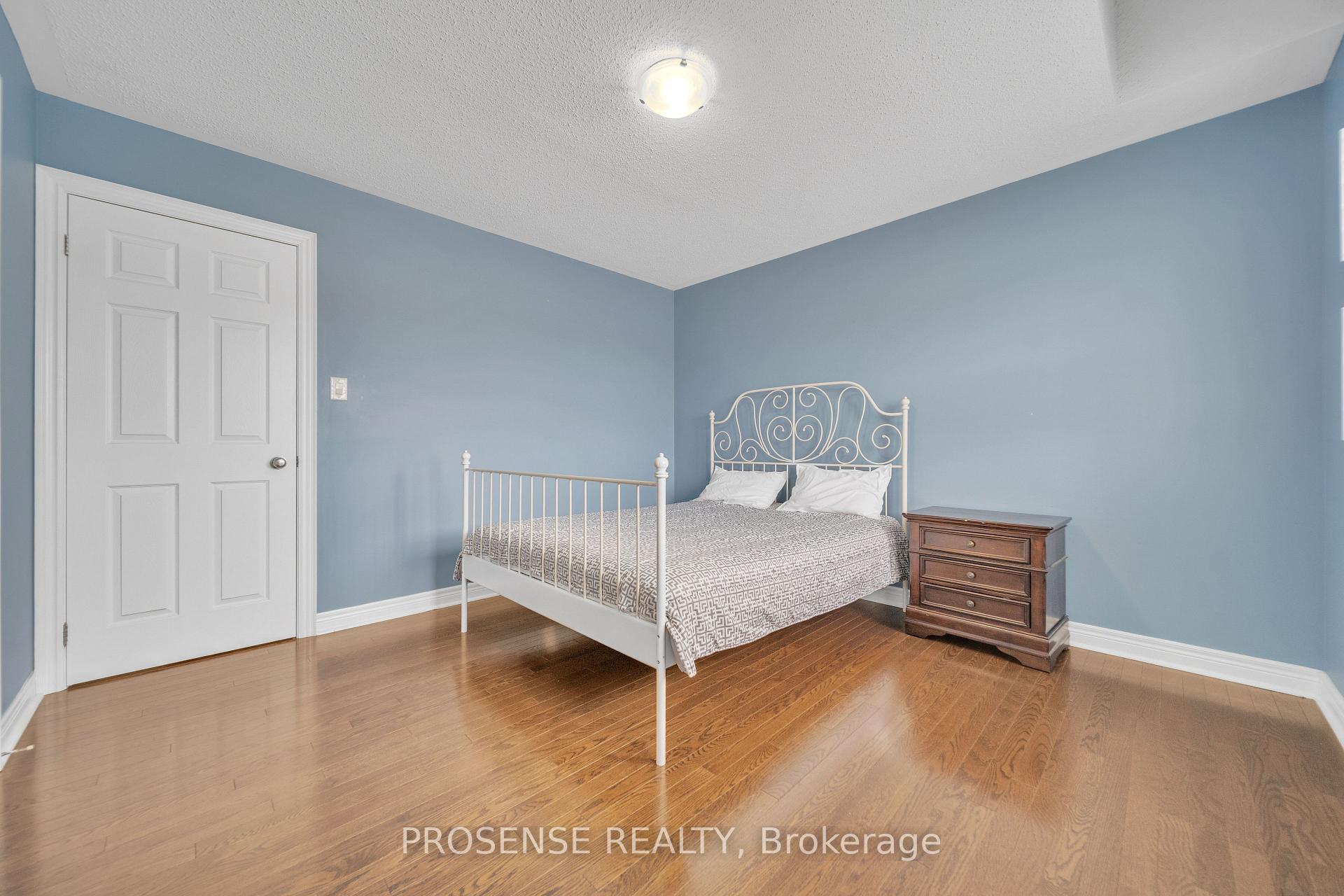 Photo 13 of 2 Timbercove Road, Brampton, Credit Valley — HOMEH