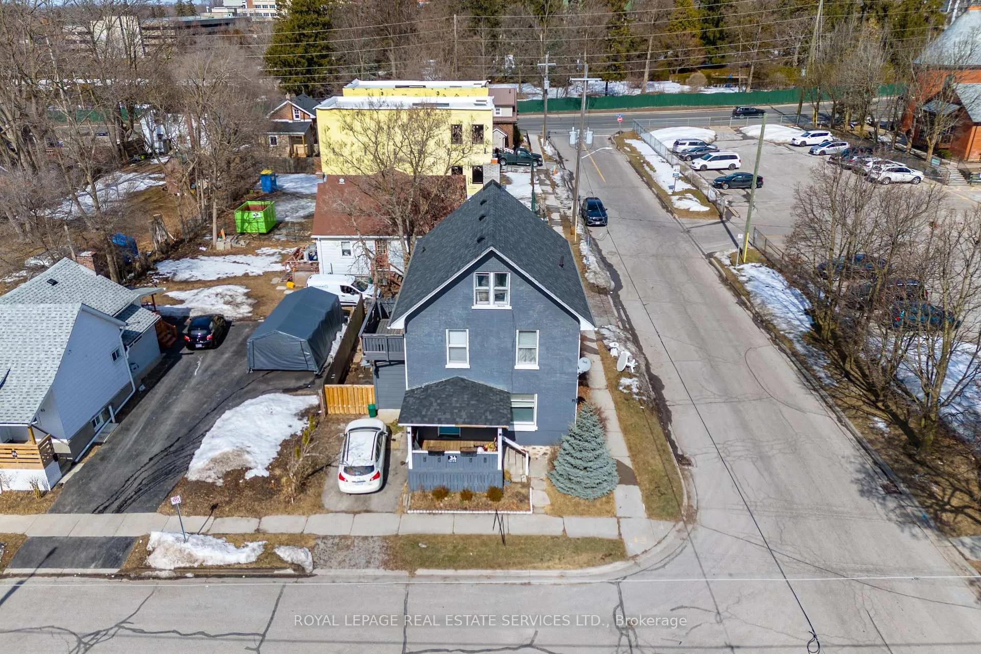Photo 10 of 34 Elgin Street W, Oshawa, O'Neill — HOMEH