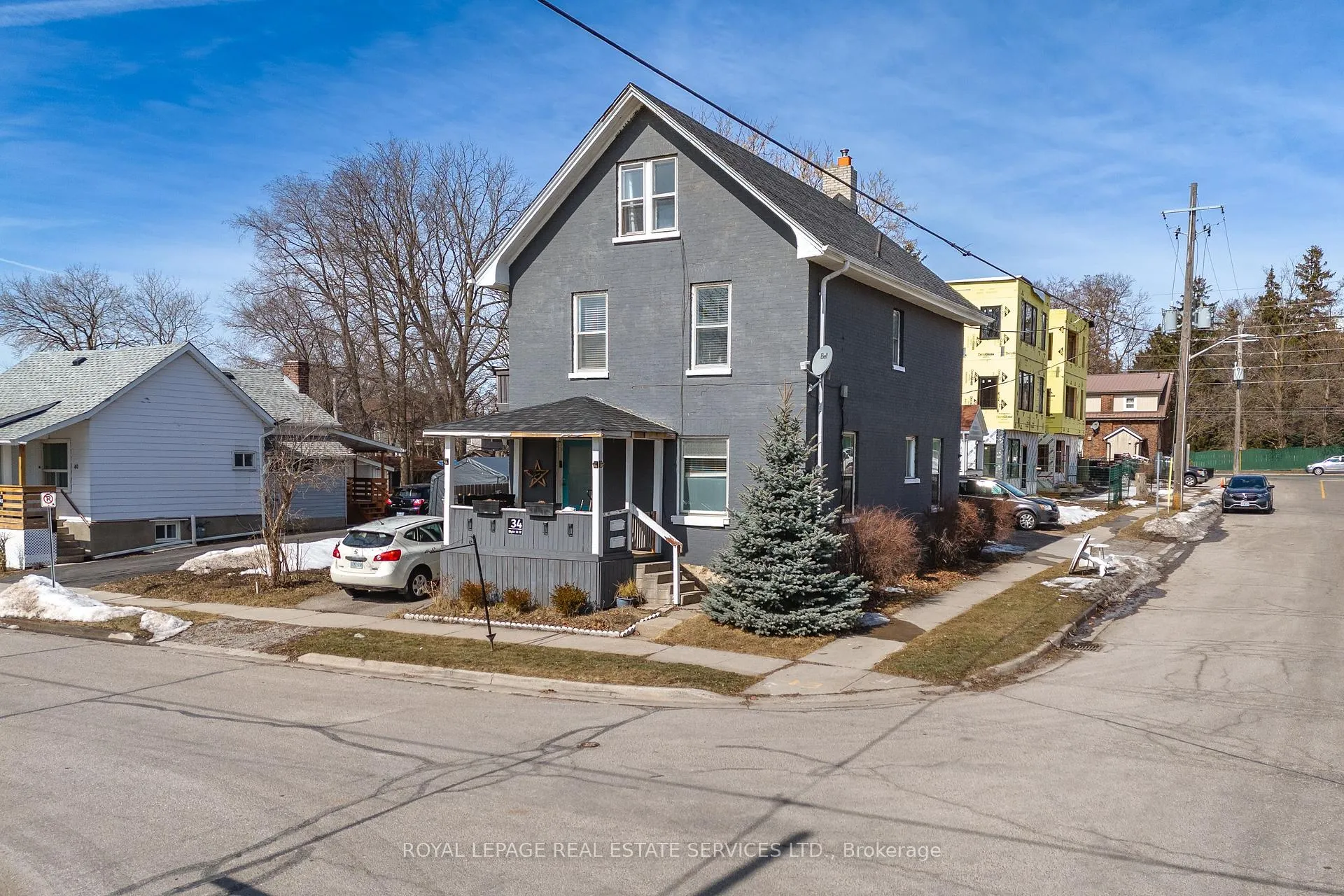 Photo 11 of 34 Elgin Street W, Oshawa, O'Neill — HOMEH