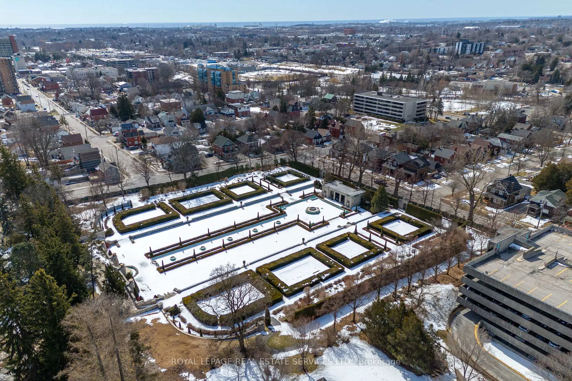 Photo 44 of 34 Elgin Street W, Oshawa, O'Neill — HOMEH